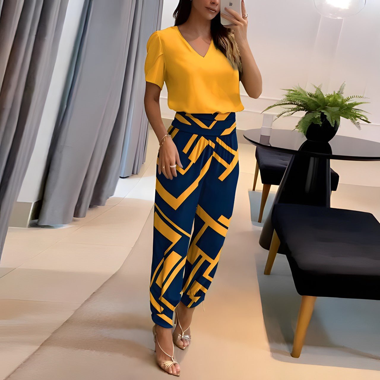 Ellen | Women's Two-Piece Set | Contrast Pattern
