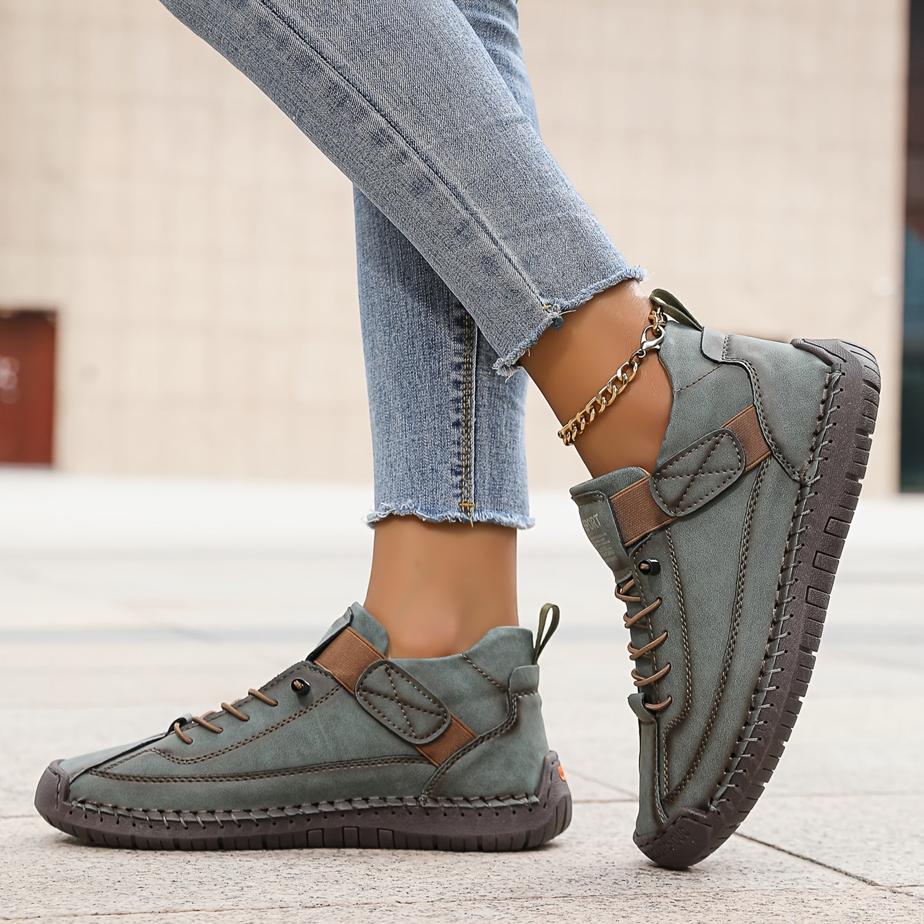 Ellen | Trainers For Women | Low Cut Lace-Up Design